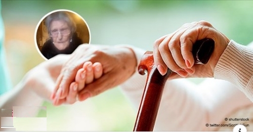 Herzzerreißender Moment: 104 jährige Frau im Pflegeheim bittet darum, ihre Familie wiederzusehen